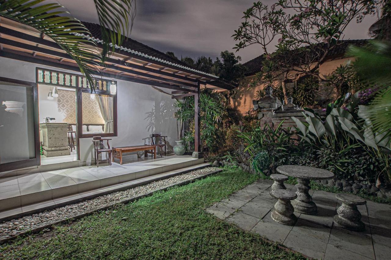 Panorama Cottages I Legian Exteriör bild