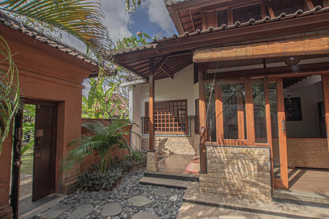 Panorama Cottages I Legian Exteriör bild