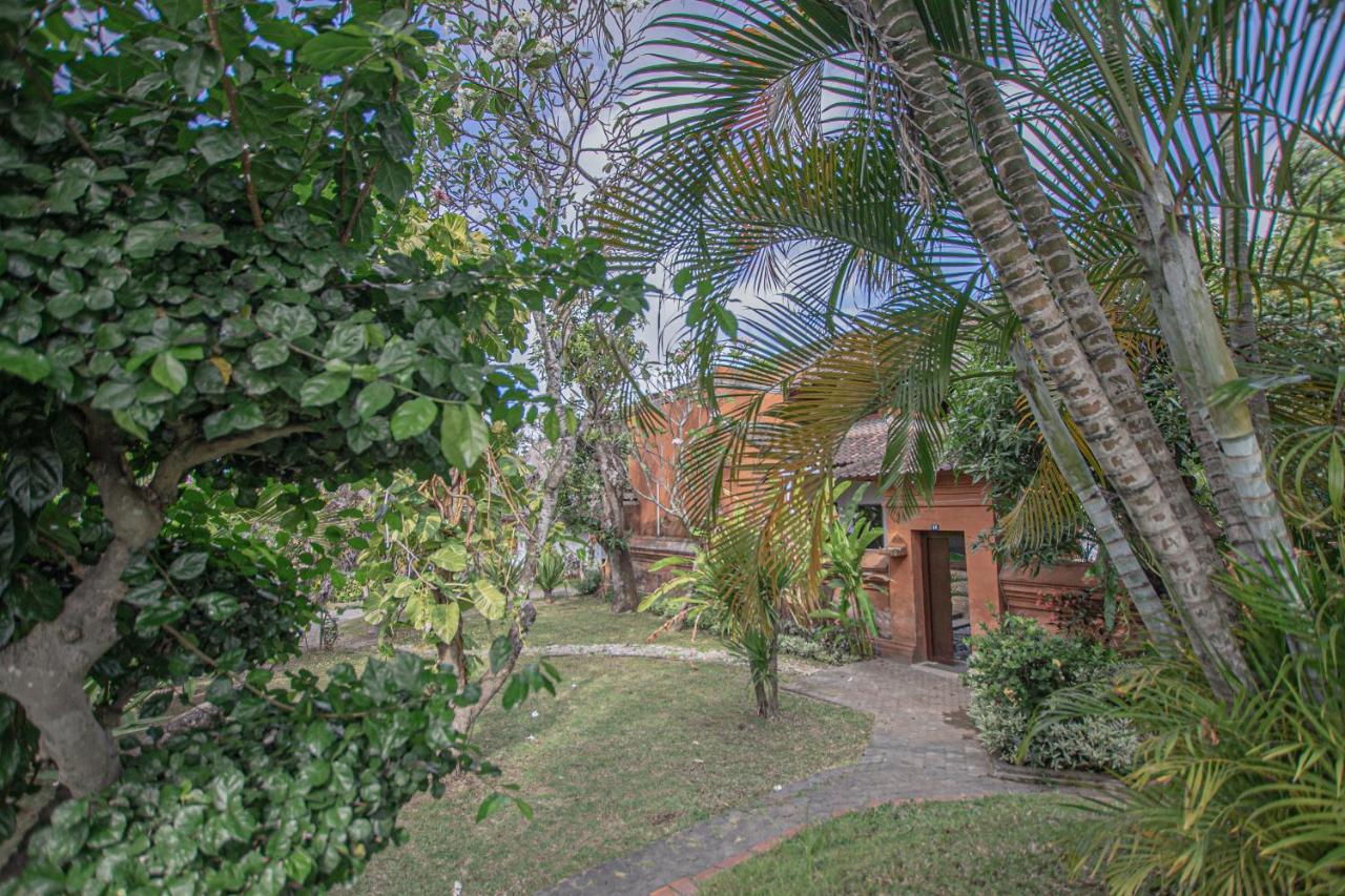Panorama Cottages I Legian Exteriör bild